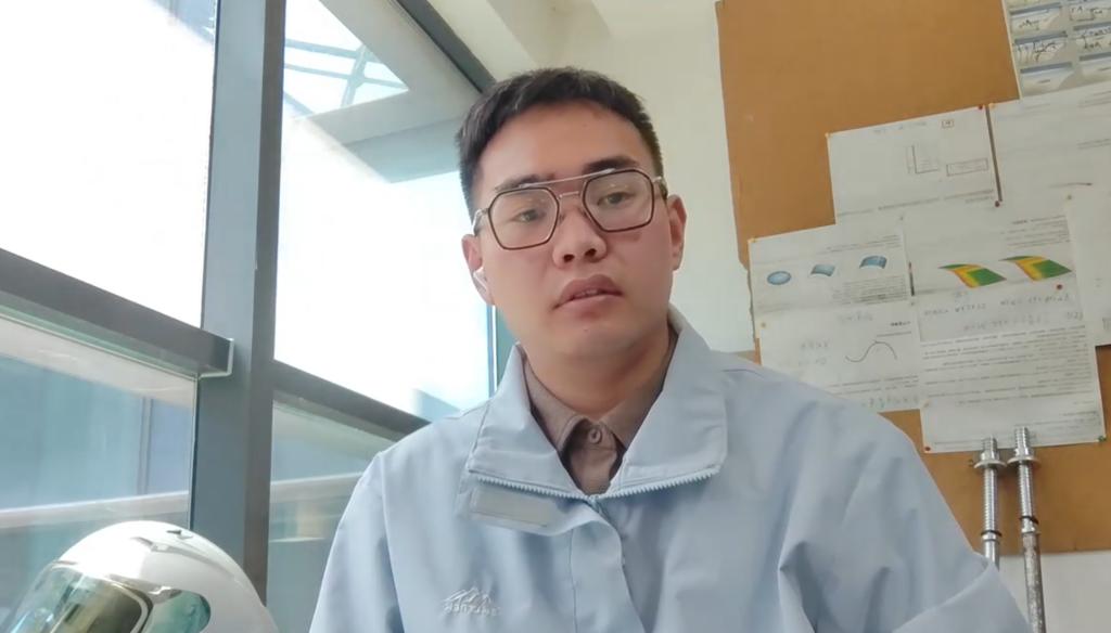 B49E